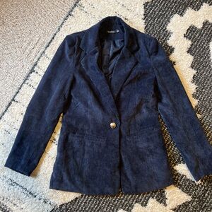 Women’s Boohoo blazer. Never worn! Size 4.